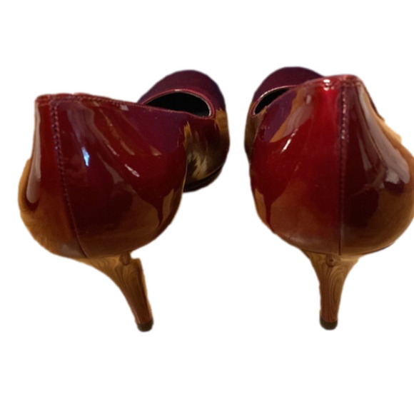 Stuart Weitzman Women’s Ruby Red Patent Leather Heels (Size 9.5 N) - Picture 5 of 11